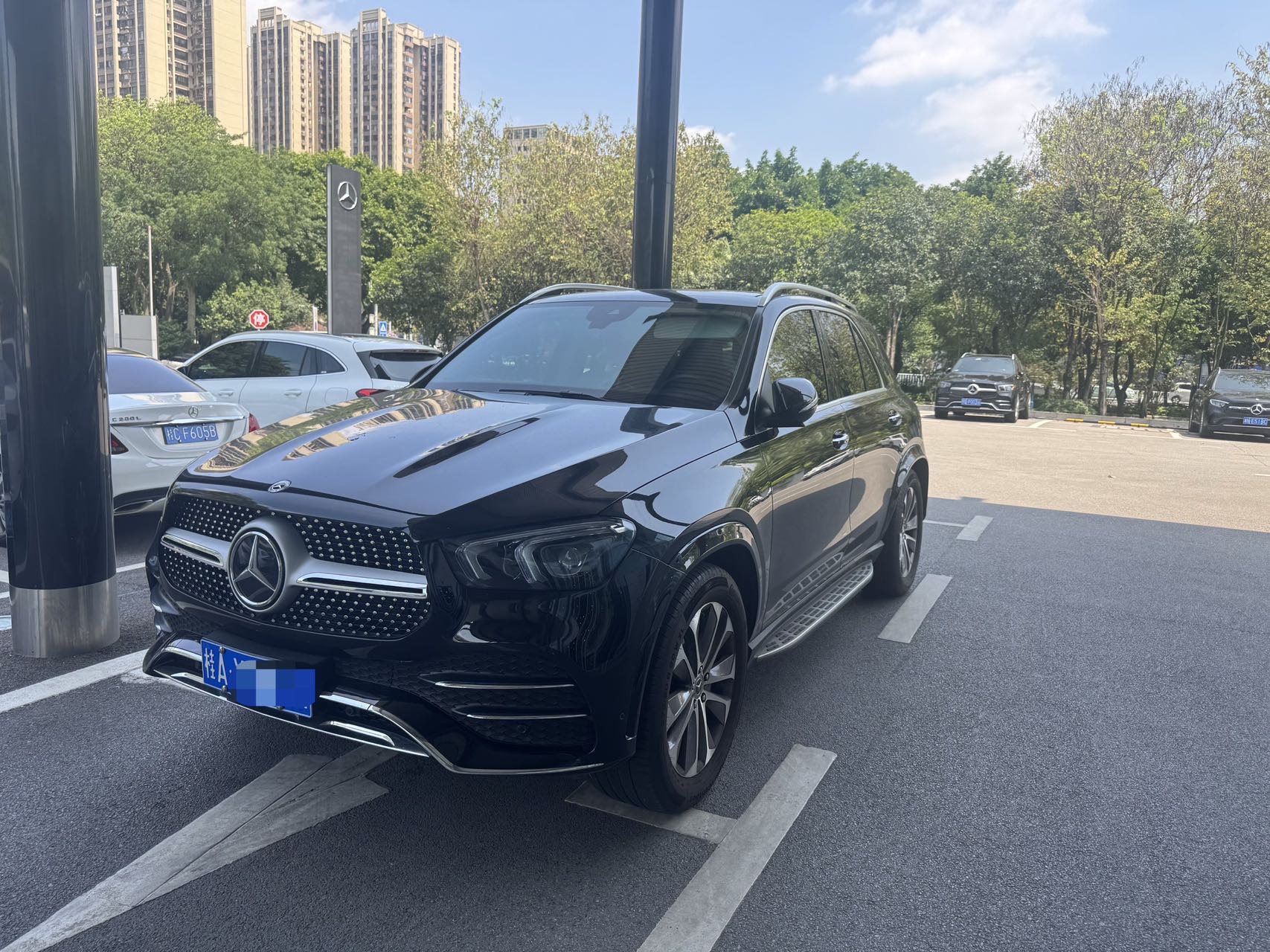 Mercedes-Benz GLE Class 2022 Mercedes-Benz GLE Class 2022 car image