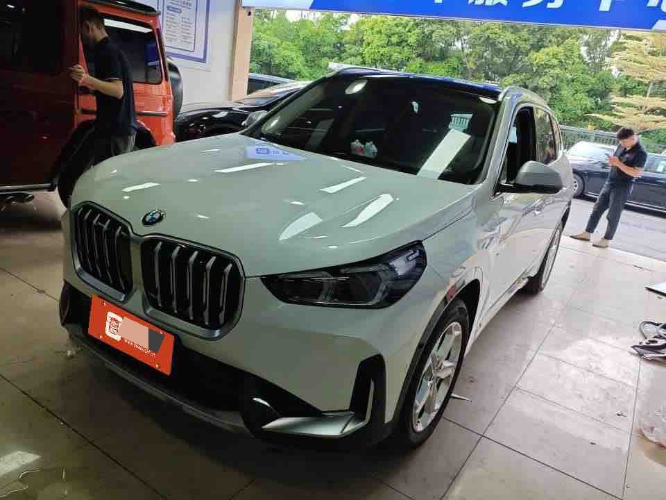 BMW X1 2024 BMW X1 2024 car image