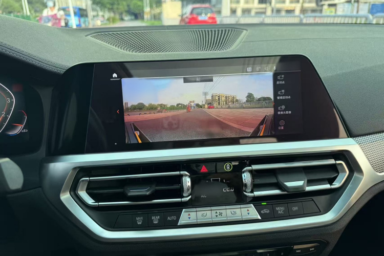 BMW 3 Series 2019 #21 BMW 3 Series 2019 car image #21