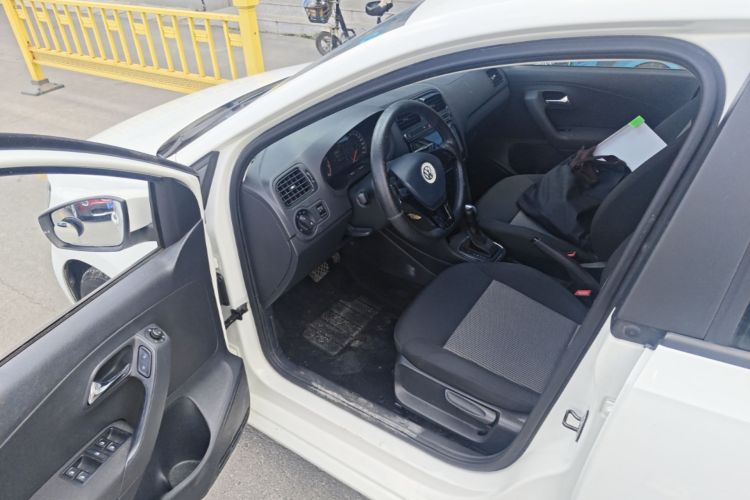 Volkswagen Polo 2019 #16 Volkswagen Polo 2019 car image #16