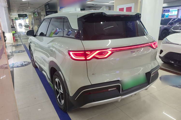 BYD YuanUP 2025 car image #7