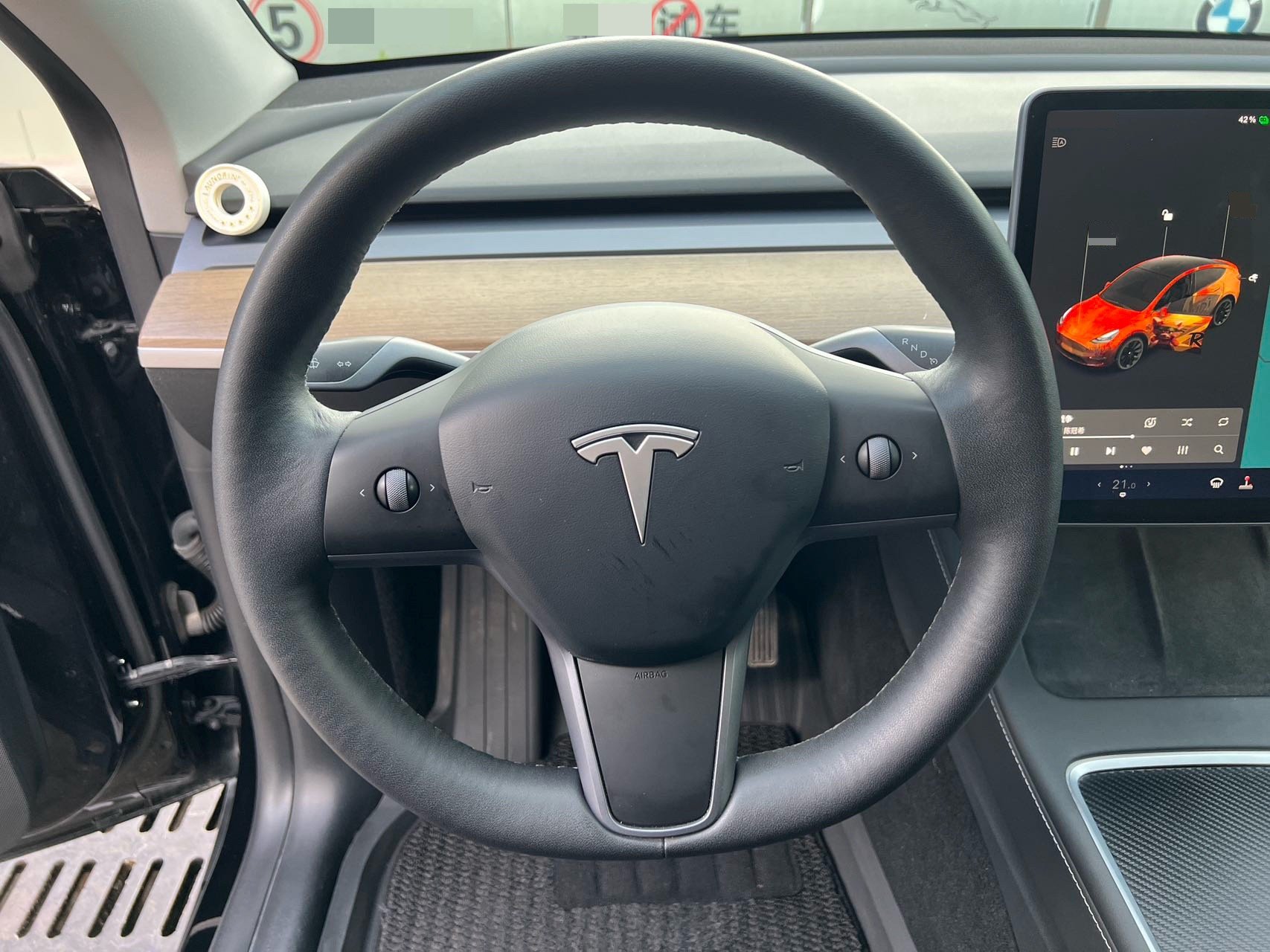 Tesla Model Y 2021 #9 Tesla Model Y 2021 car image #9