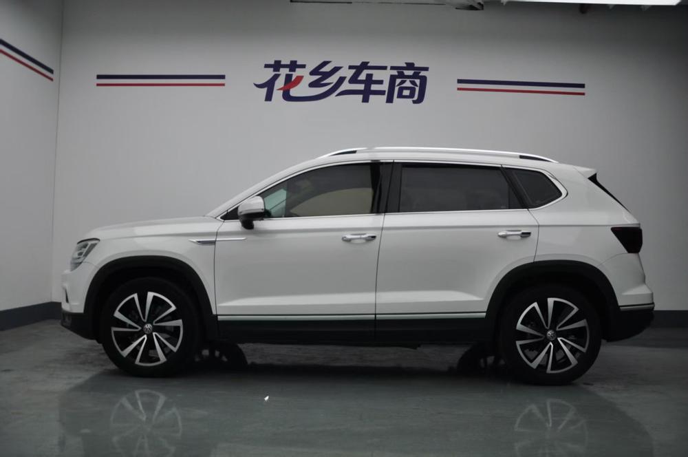 Volkswagen Tharu 2018 #3 Volkswagen Tharu 2018 صورة سيارة #3