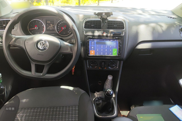 Volkswagen Polo 2015 #11 Volkswagen Polo 2015 car image #11
