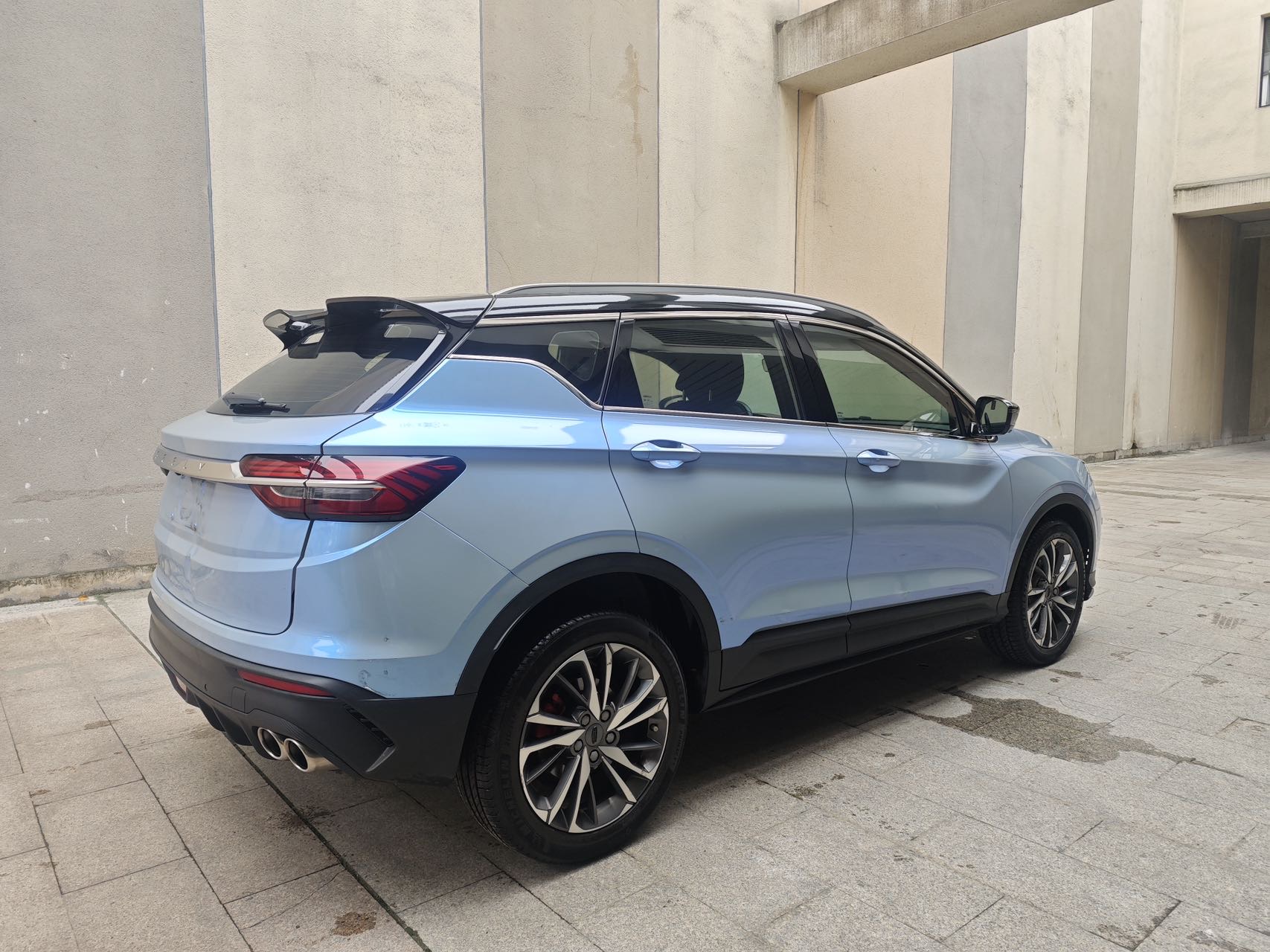 GEELY Coolray 2019 imagen de coche #3