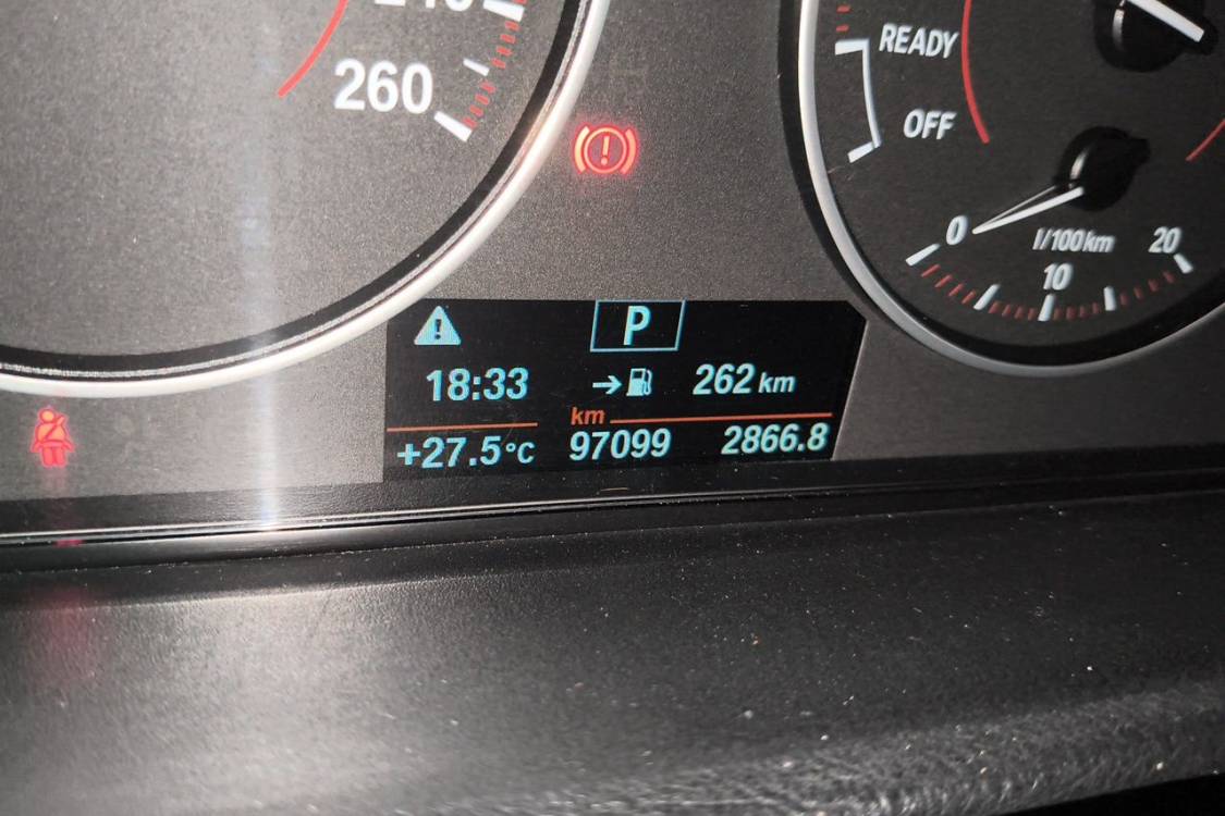 BMW 3 Series 2017 imagen de coche #27