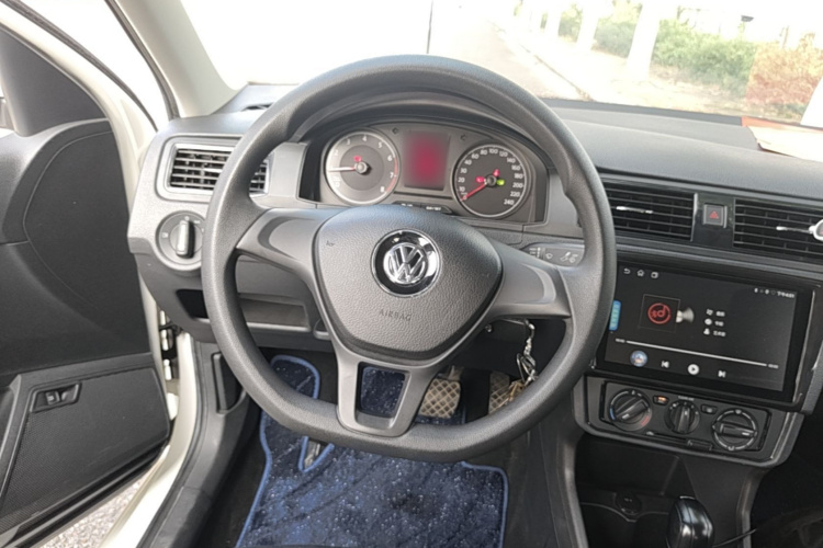 Volkswagen Santana 2019 #11 Volkswagen Santana 2019 car image #11