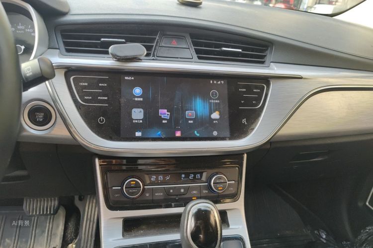 GEELY Emgrand GS 2019 car image #15