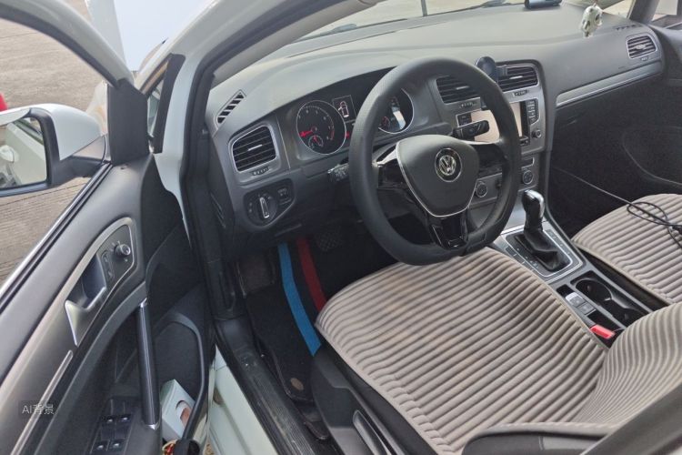 Volkswagen Golf 2015 car image #18