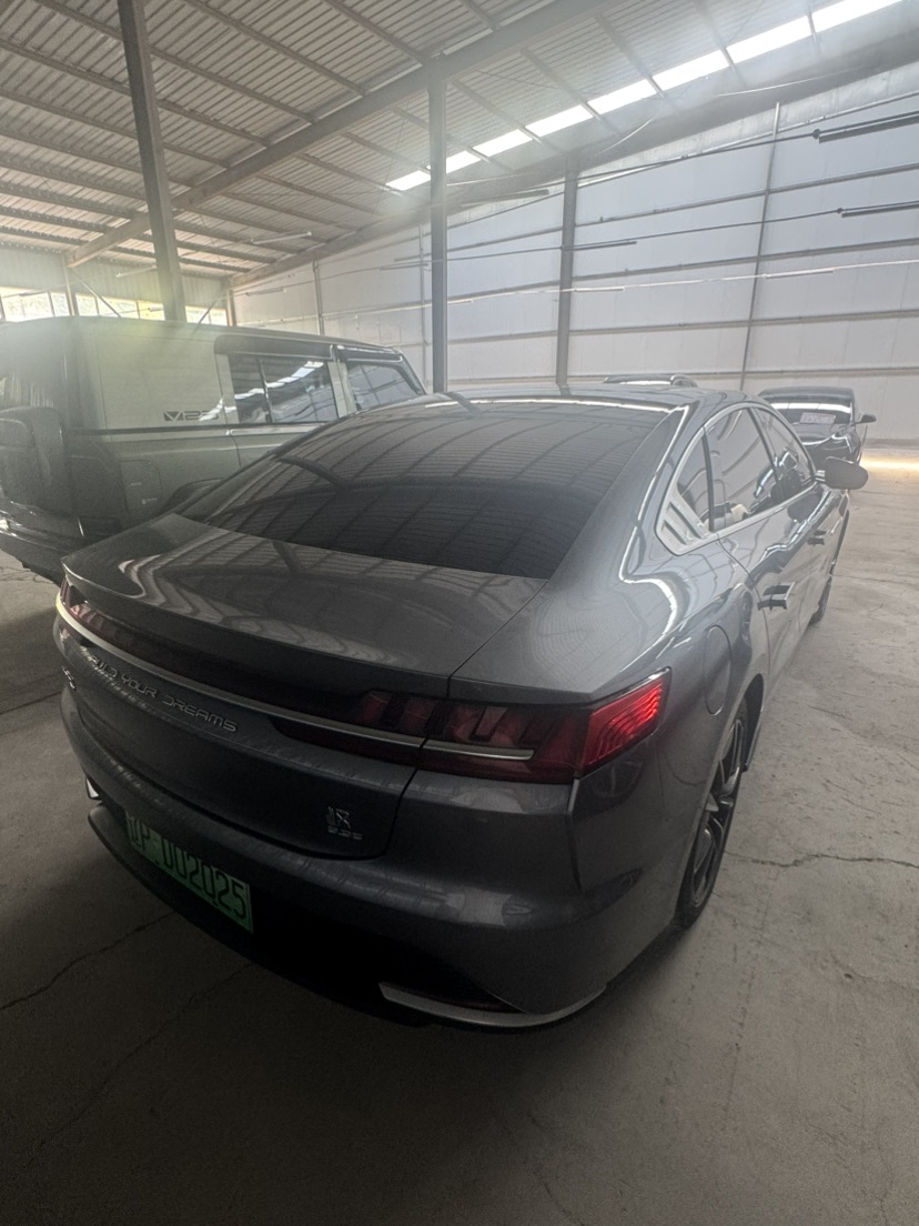 BYD Han 2022 #4 BYD Han 2022 car image #4