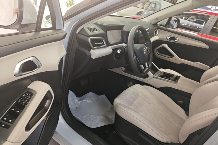 BYD YuanUP 2025 #16 BYD YuanUP 2025 صورة سيارة #16