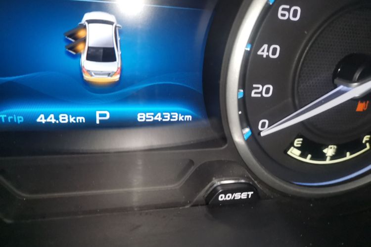 GEELY Emgrand 2017 #14 GEELY Emgrand 2017 car image #14
