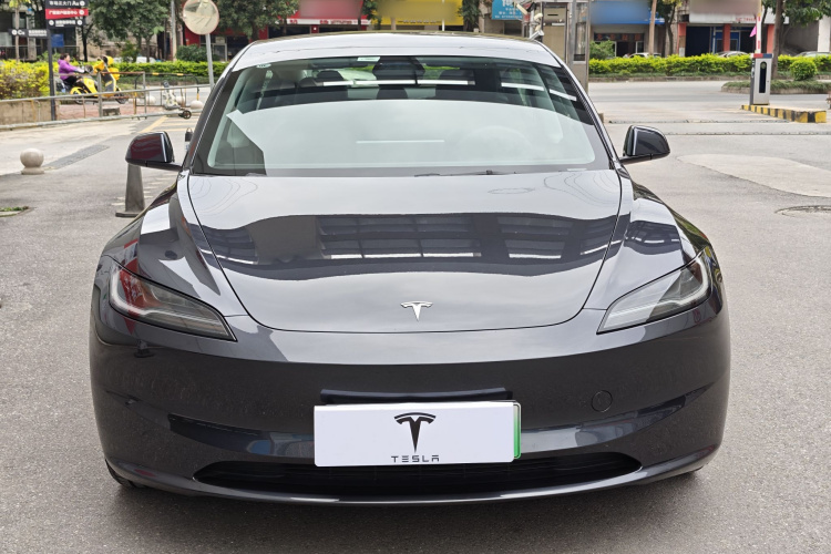 Tesla Model 3 2024 #7 Tesla Model 3 2024 car image #7