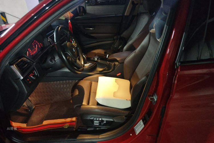 BMW 3 Series 2018 car image #17
