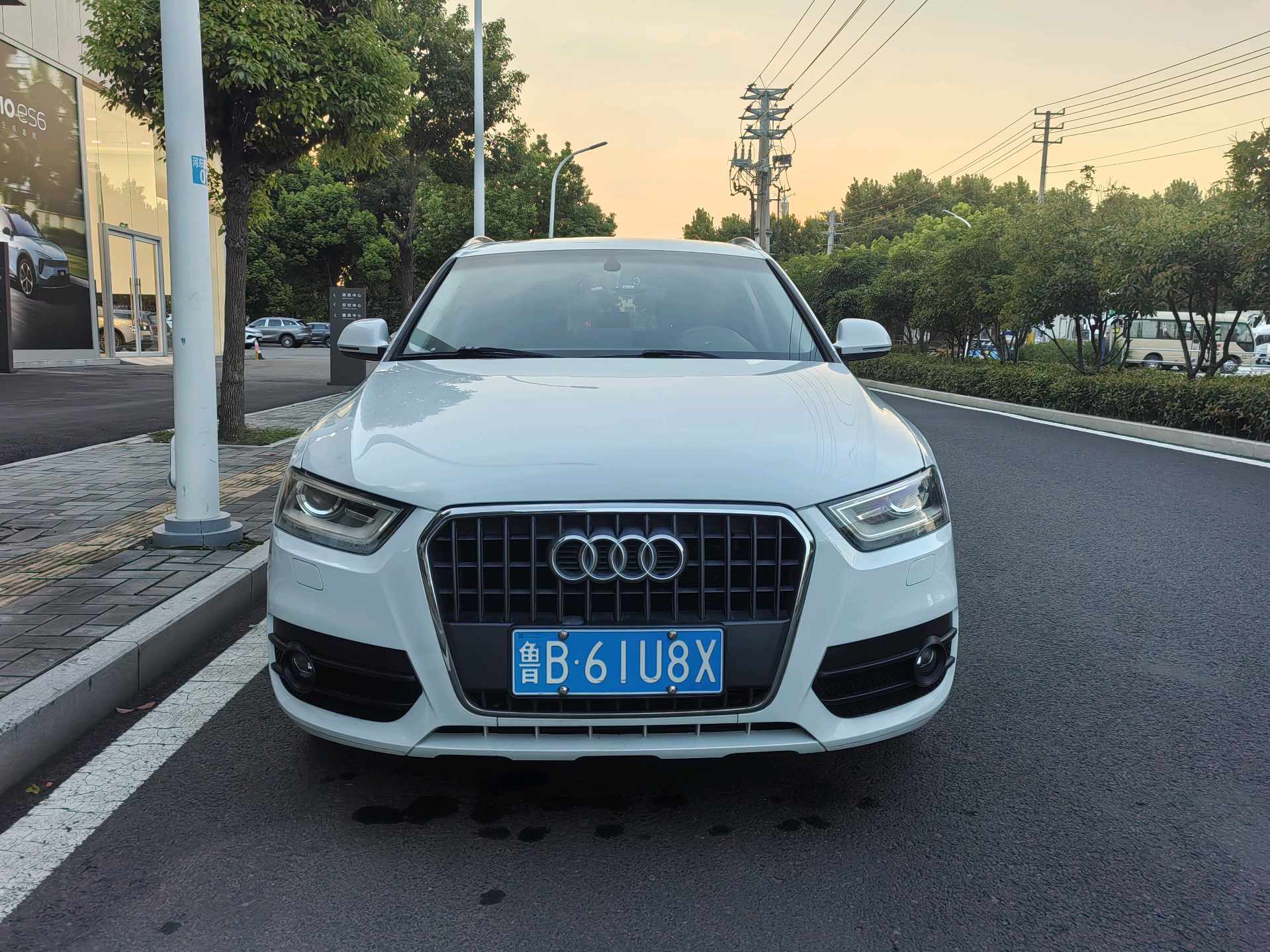 Audi Q3 2014 #2 Audi Q3 2014 car image #2