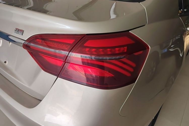 GEELY Emgrand 2018 #8 GEELY Emgrand 2018 car image #8