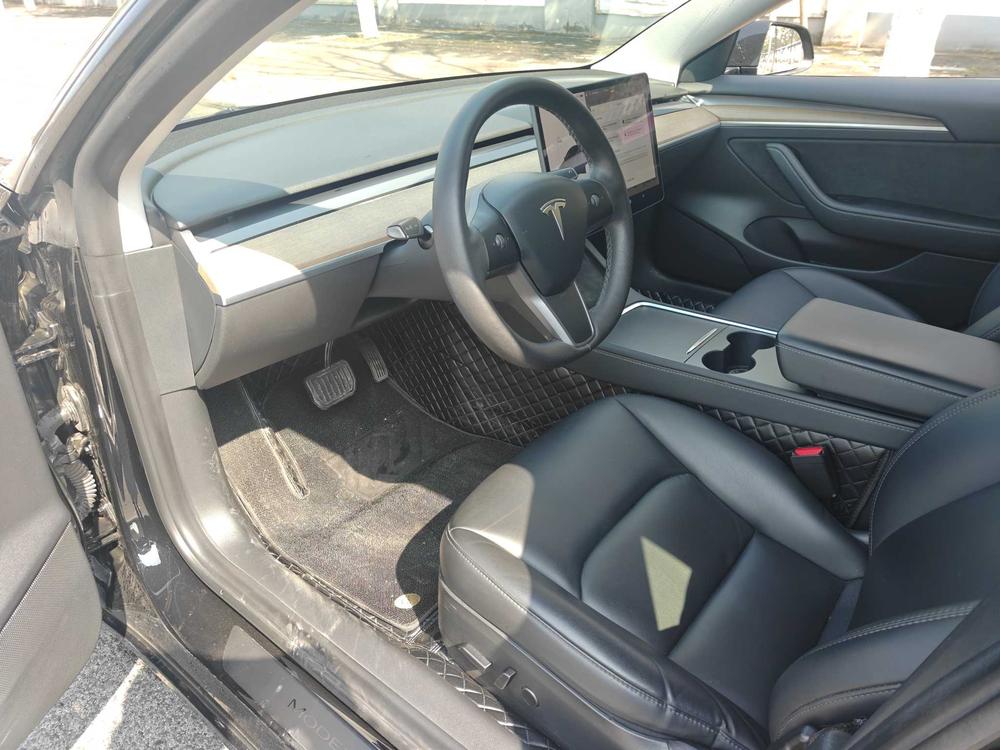 Tesla Model 3 2022 immagine di auto #11