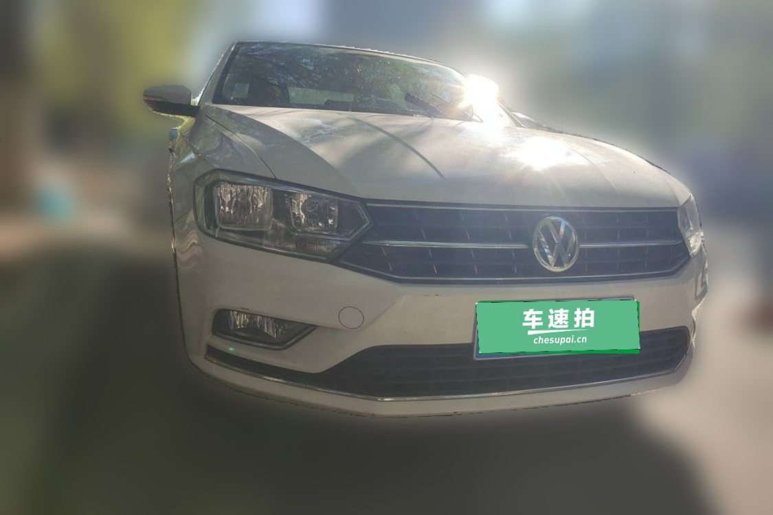Volkswagen Bora 2016 car image #2
