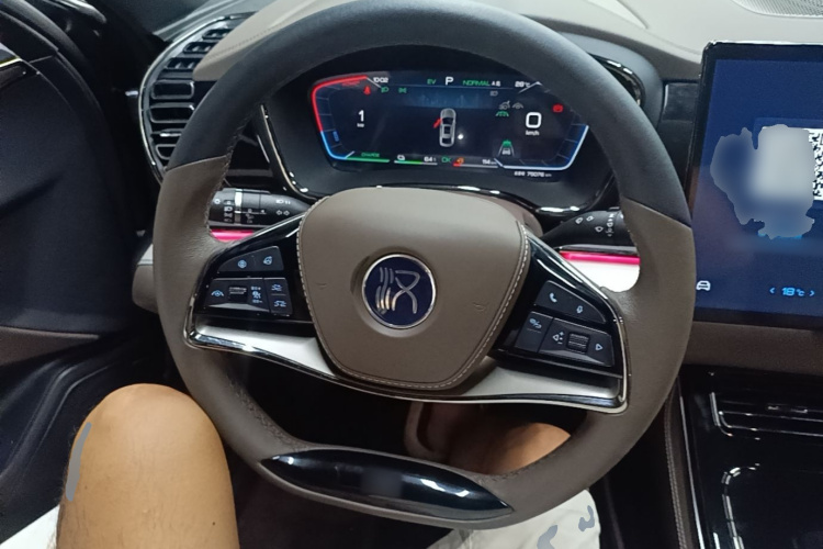 BYD Han 2022 car image #11