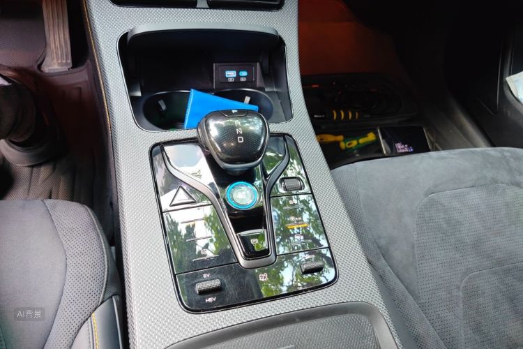 BYD Han 2024 immagine di auto #16