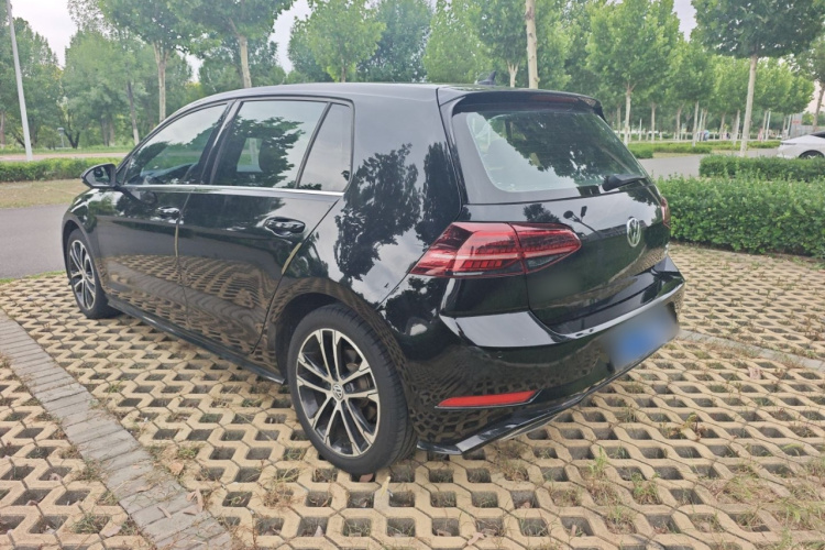 Volkswagen Golf 2019 #22 Volkswagen Golf 2019 car image #22
