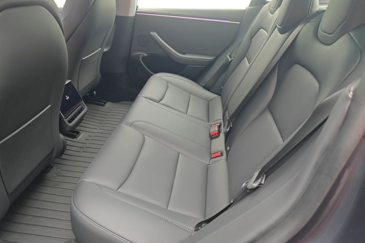 Tesla Model 3 2024 #13 Tesla Model 3 2024 car image #13