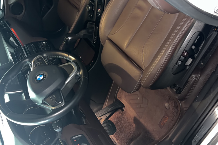 BMW X1 2018 #8 BMW X1 2018 car image #8