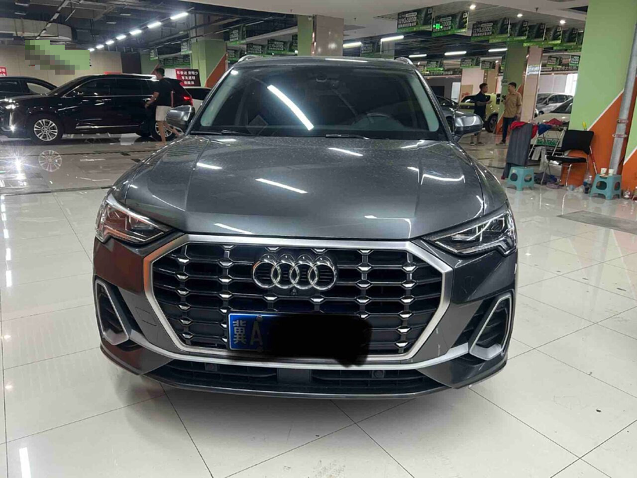 Audi Q3 2023 car image #4