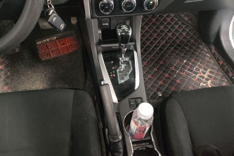 Toyota Corolla 2017 #14 Toyota Corolla 2017 car image #14