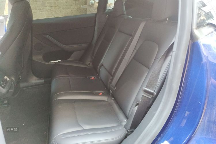 Tesla Model Y 2021 immagine di auto #19