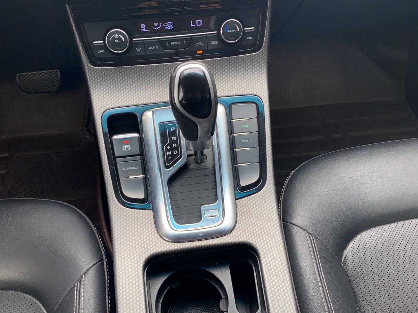 GEELY Emgrand GS 2016 car image #12