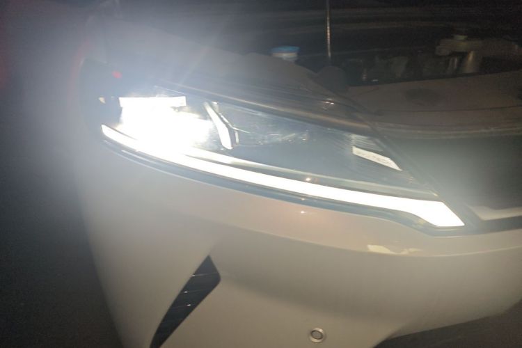 BYD YuanUP 2025 #8 BYD YuanUP 2025 car image #8