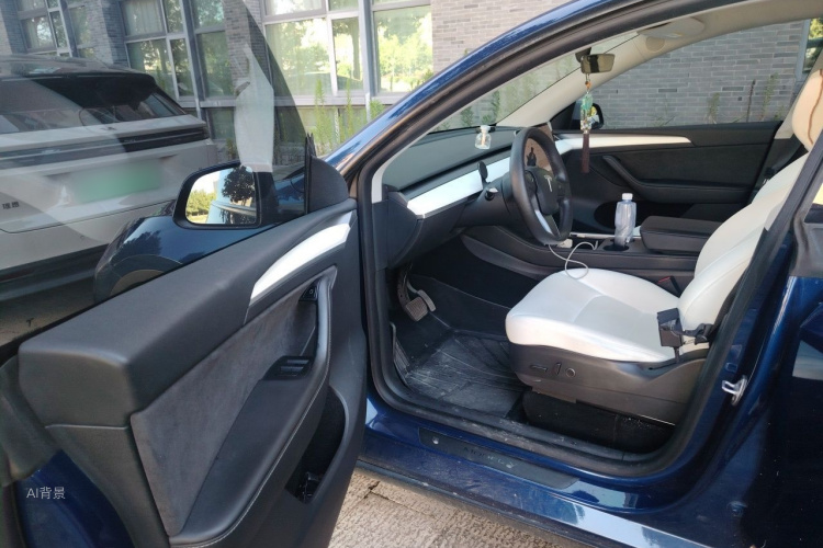 Tesla Model Y 2021 #18 Tesla Model Y 2021 car image #18