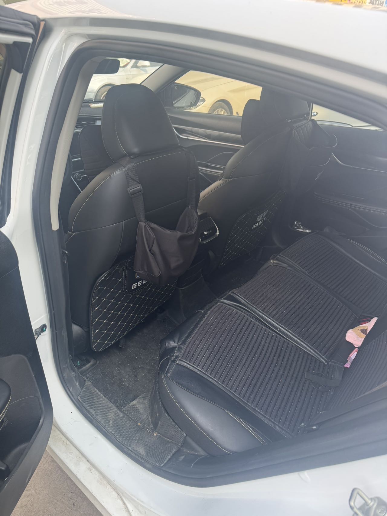 GEELY Binray 2021 car image #4