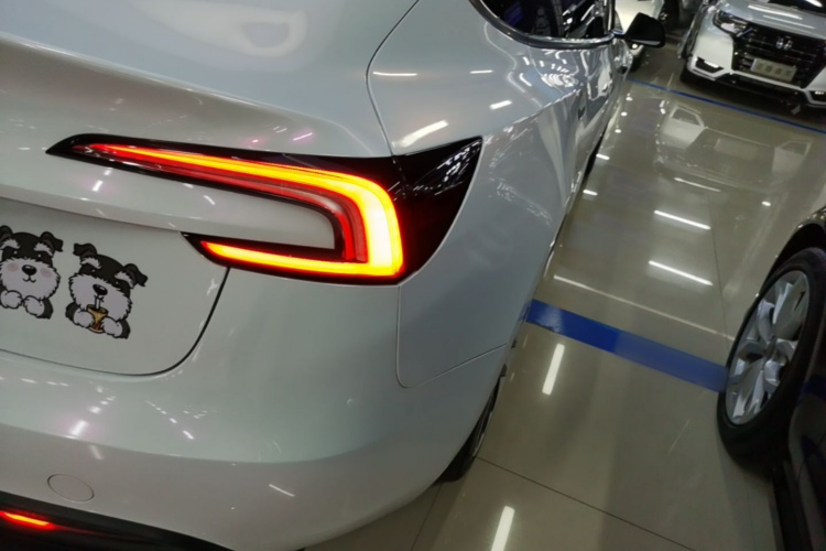 Tesla Model 3 2025 #8 Tesla Model 3 2025 immagine di auto #8