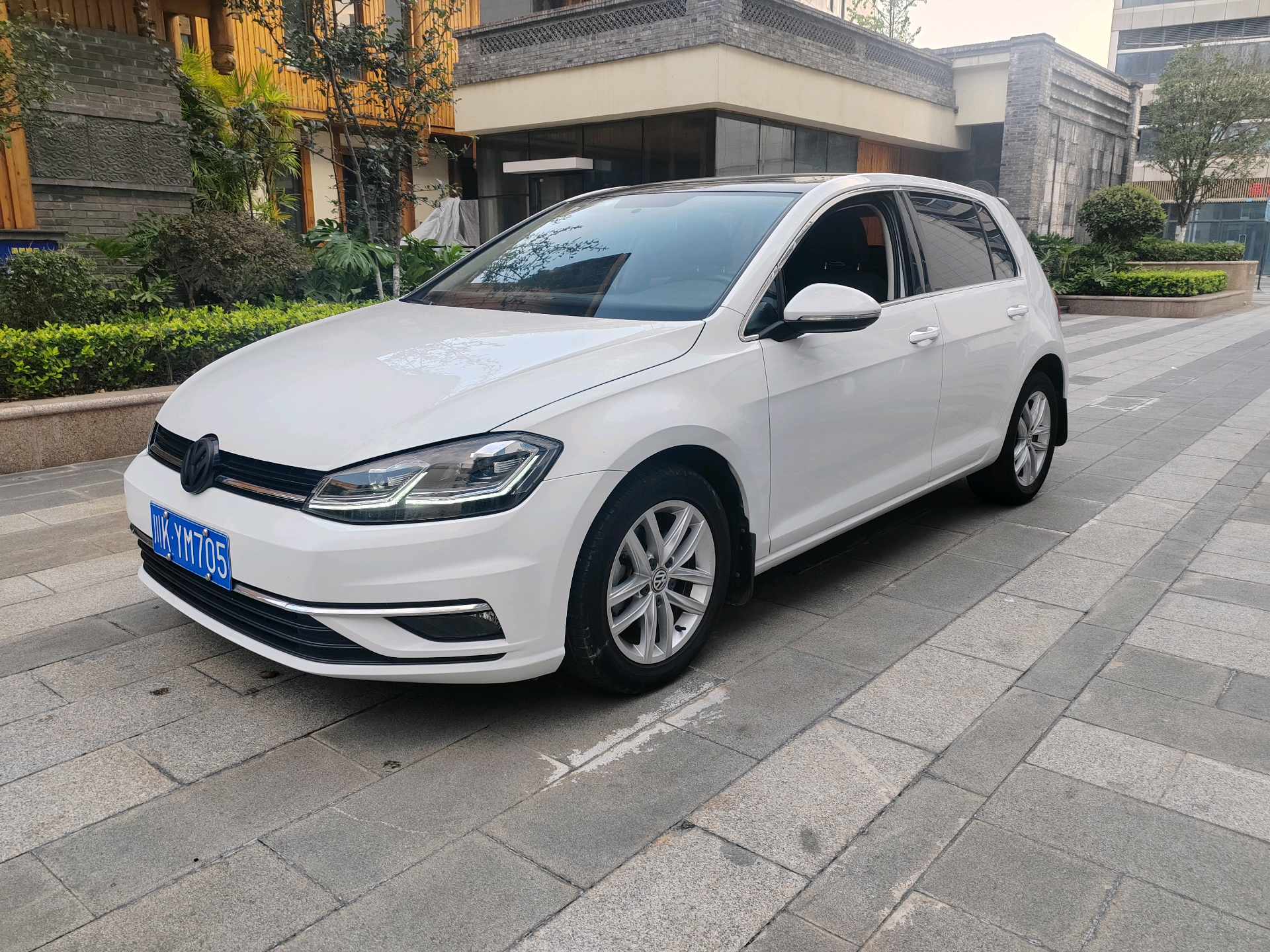 2018 immagine di auto 