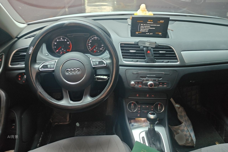 Audi Q3 2018 #11 Audi Q3 2018 car image #11