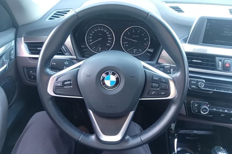BMW X1 2018 #11 BMW X1 2018 immagine di auto #11