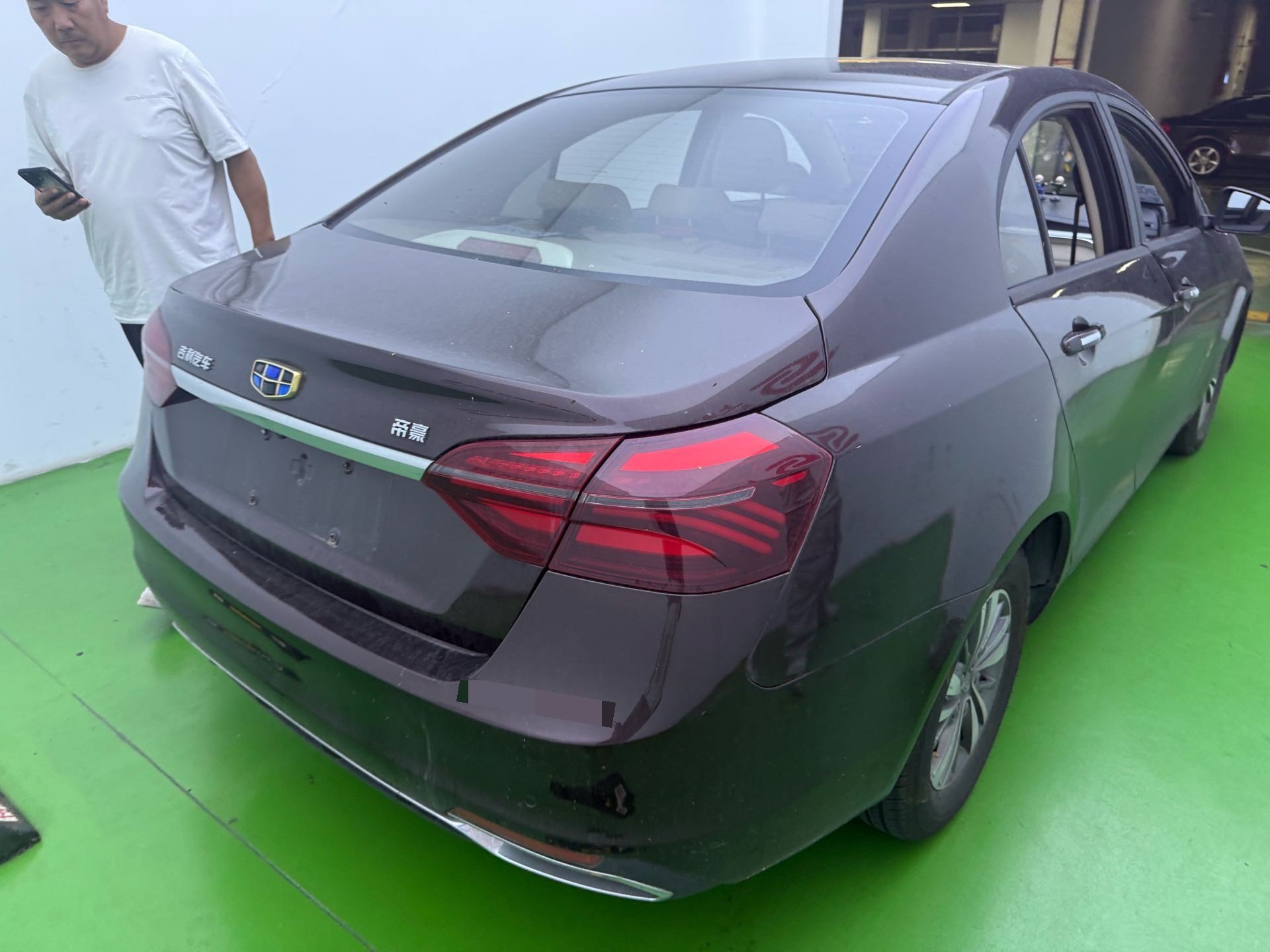 GEELY Emgrand 2018 #13 GEELY Emgrand 2018 صورة سيارة #13