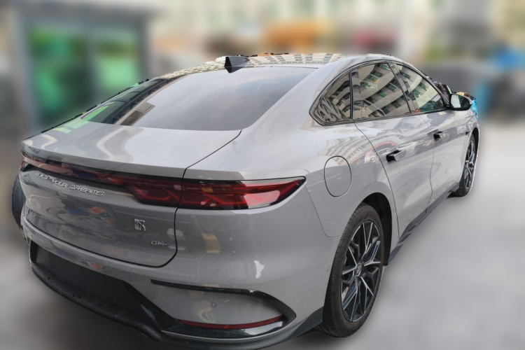 BYD Han 2025 #5 BYD Han 2025 car image #5