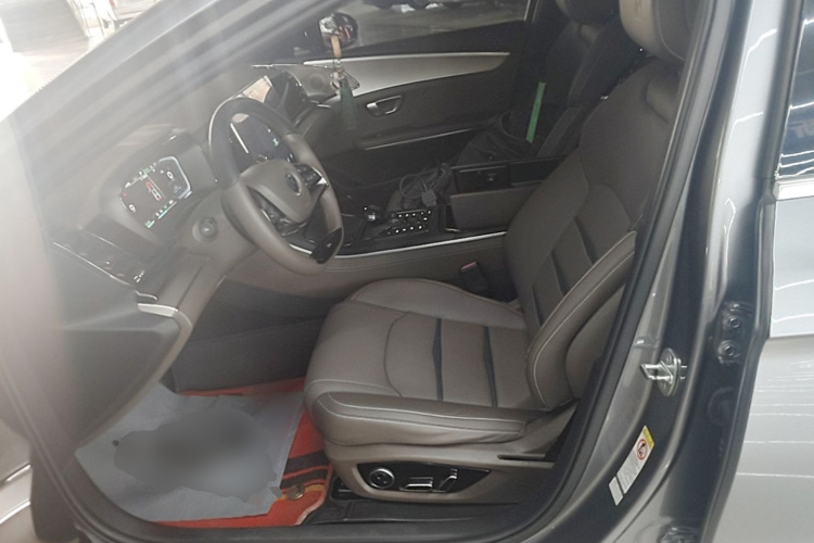 BYD Han 2022 car image #15