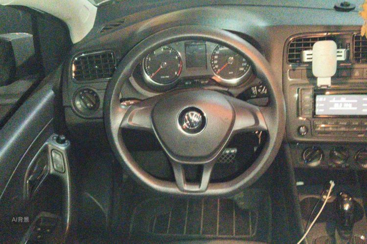 Volkswagen Polo 2015 #12 Volkswagen Polo 2015 car image #12