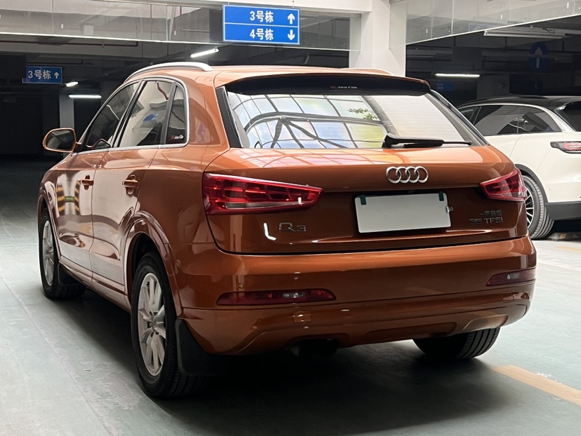 Audi Q3 2013 car image #6