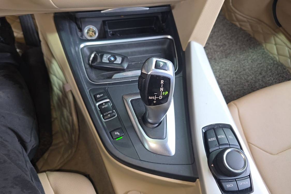BMW 3 Series 2014 #28 BMW 3 Series 2014 car image #28