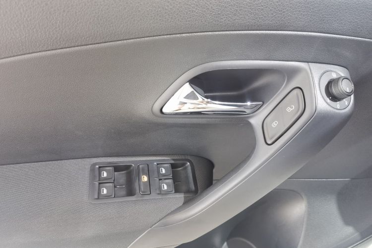 Volkswagen Polo 2017 #20 Volkswagen Polo 2017 car image #20