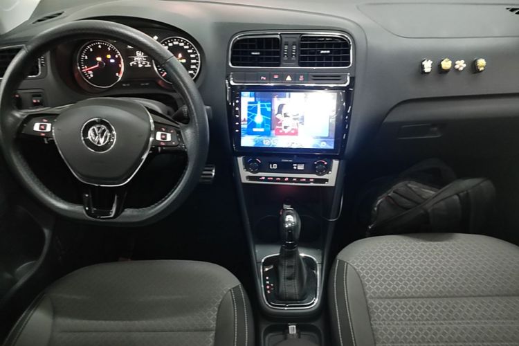 Volkswagen Polo 2017 #10 Volkswagen Polo 2017 car image #10
