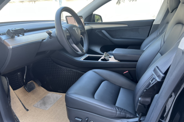 Tesla Model Y 2022 #10 Tesla Model Y 2022 immagine di auto #10