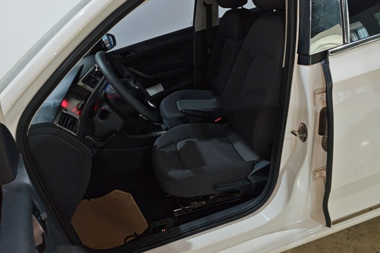 Volkswagen Santana 2022 car image #15