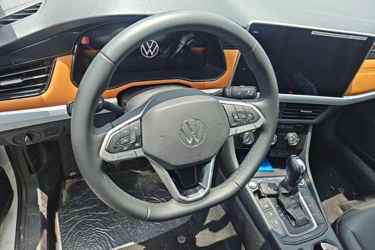 Volkswagen Bora 2025 #12 Volkswagen Bora 2025 car image #12