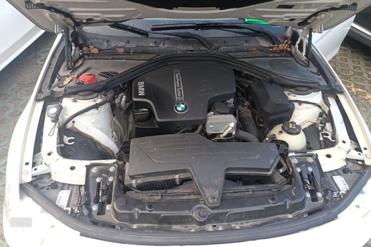 BMW 3 Series 2016 #22 BMW 3 Series 2016 car image #22